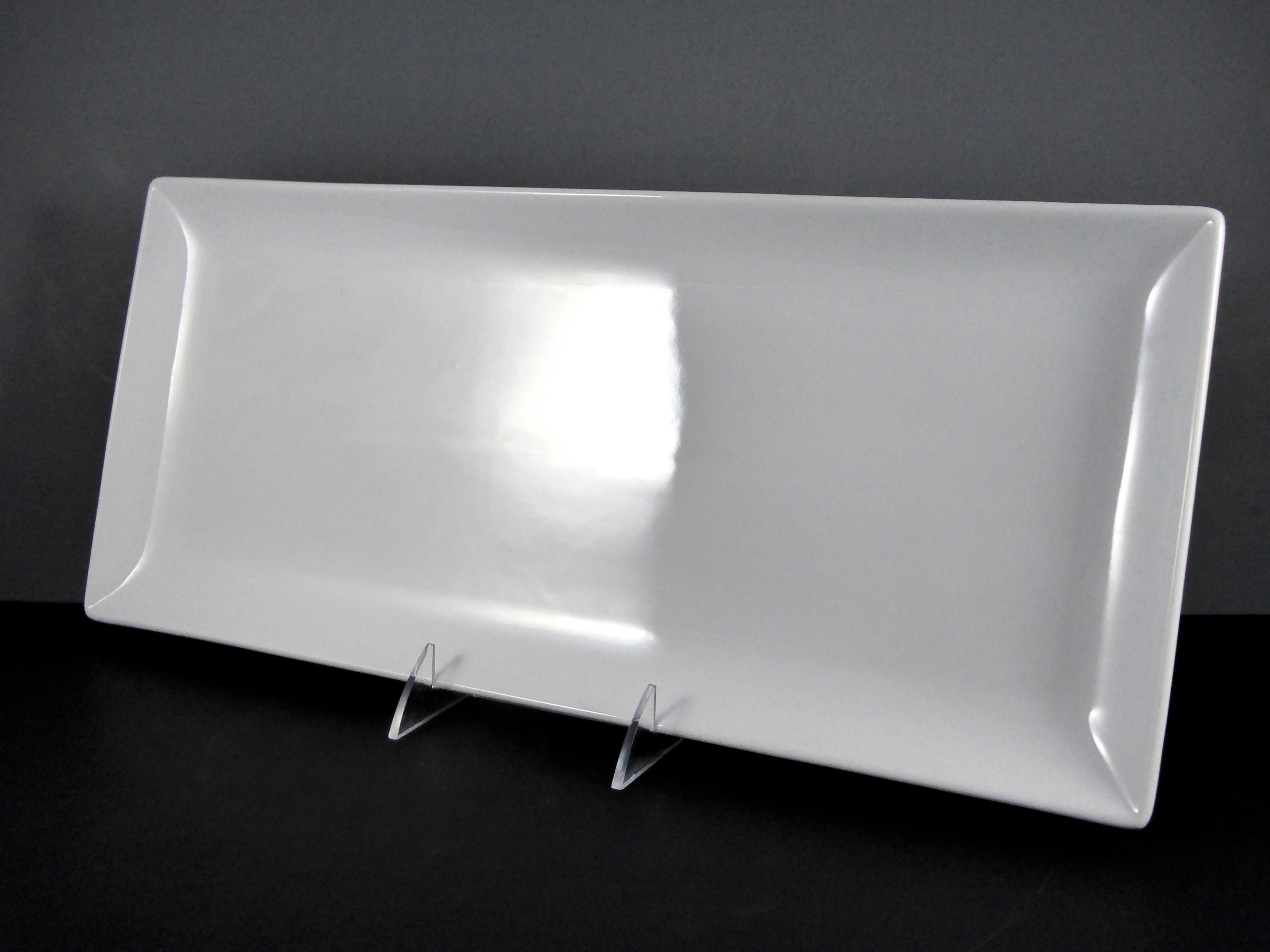 #13076 PLATTER 18″ X 7.75″ RECTANGLE – White Ceramic Serving Platter with Display Stands, Sold by the Case