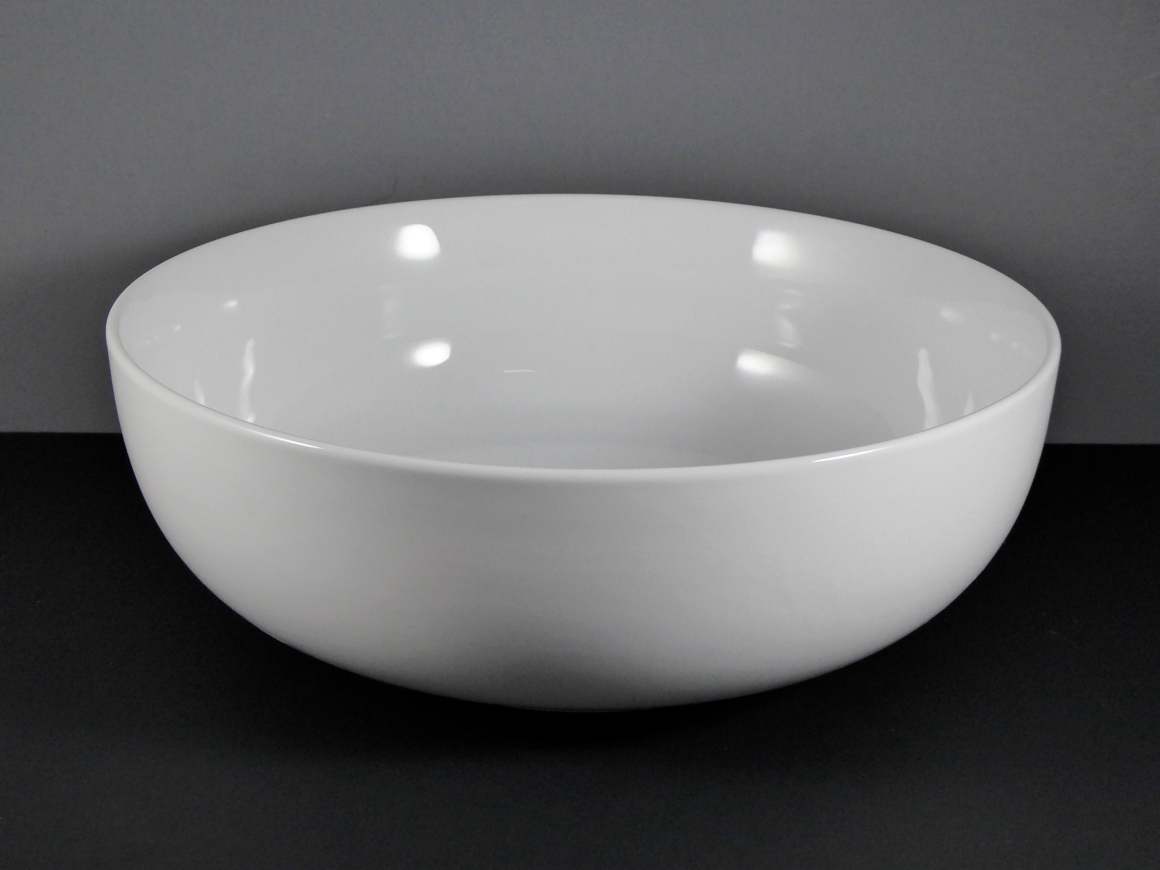 11.25″ x 4″ Deep Round Porcelain Serving Bowl (160 OZ.) – Ideal for Family Meals & Decorative Centerpieces