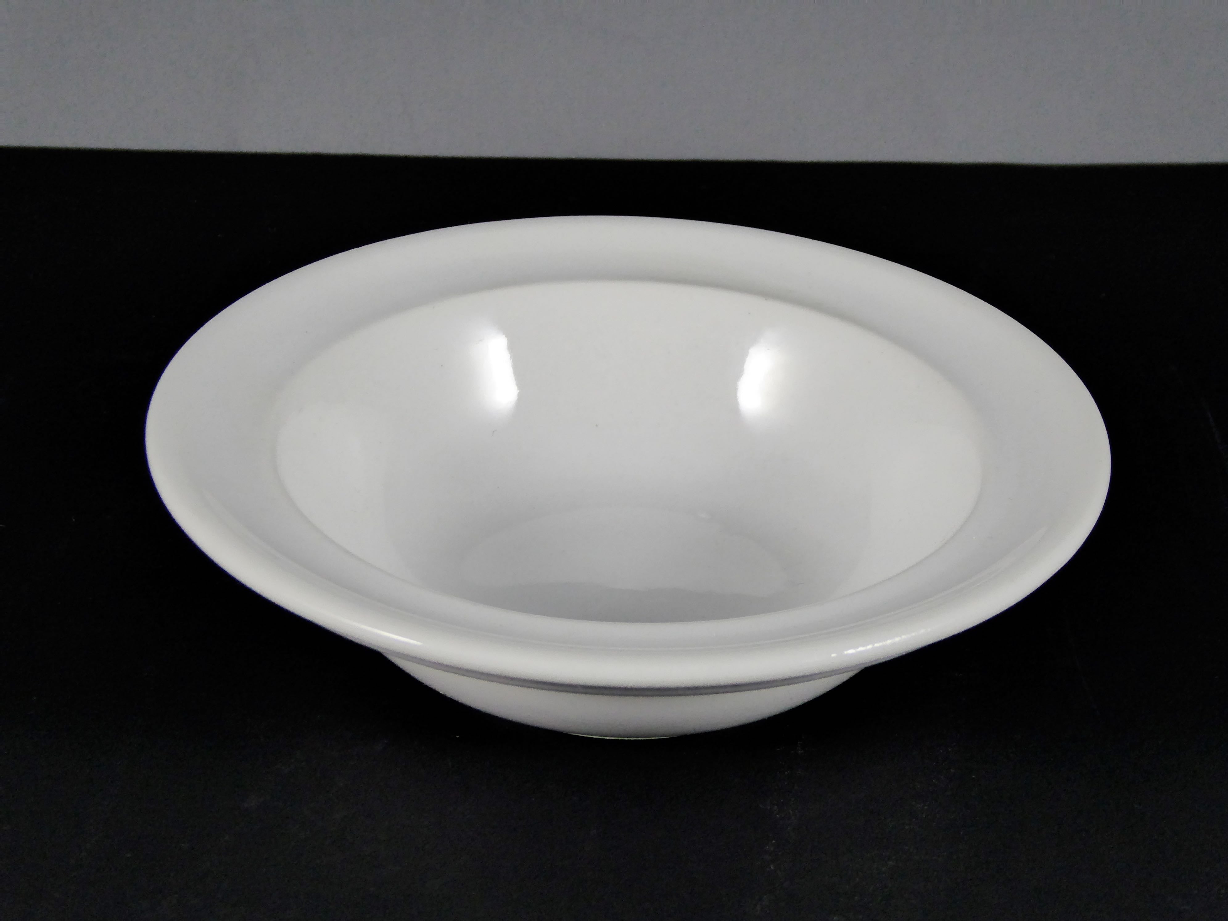#13193 BOWL 5.25" ROUND (6 OZ.) - White Ceramic Serving Bowl, Medium Size, Ideal for Food Service & Kitchen Utility