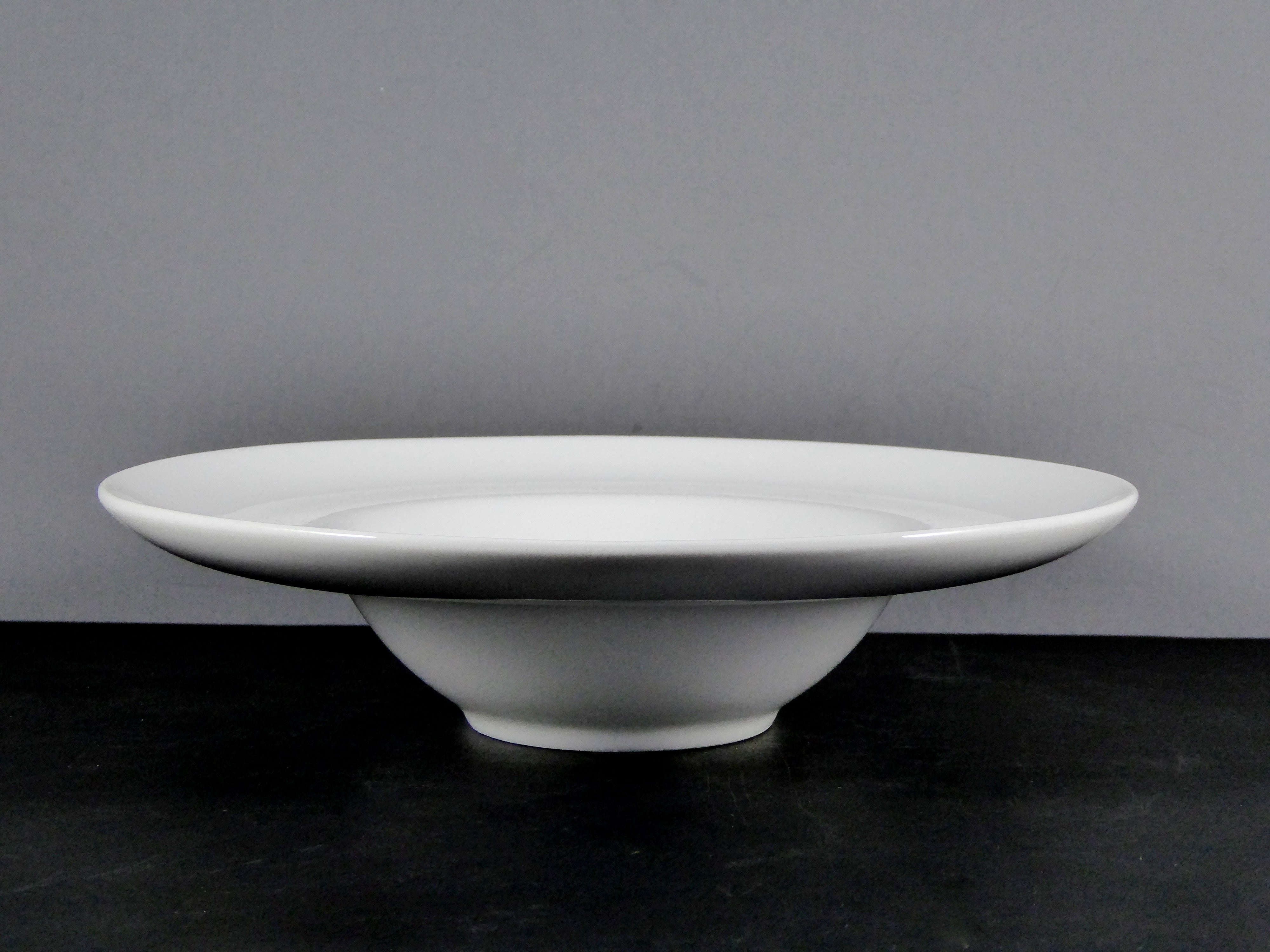 #14168 PLATE 7.75" ROUND SOUP/PASTA (7 OZ.) - White Porcelain/Ceramic Dish for Various Food Servings, Minimalist Design