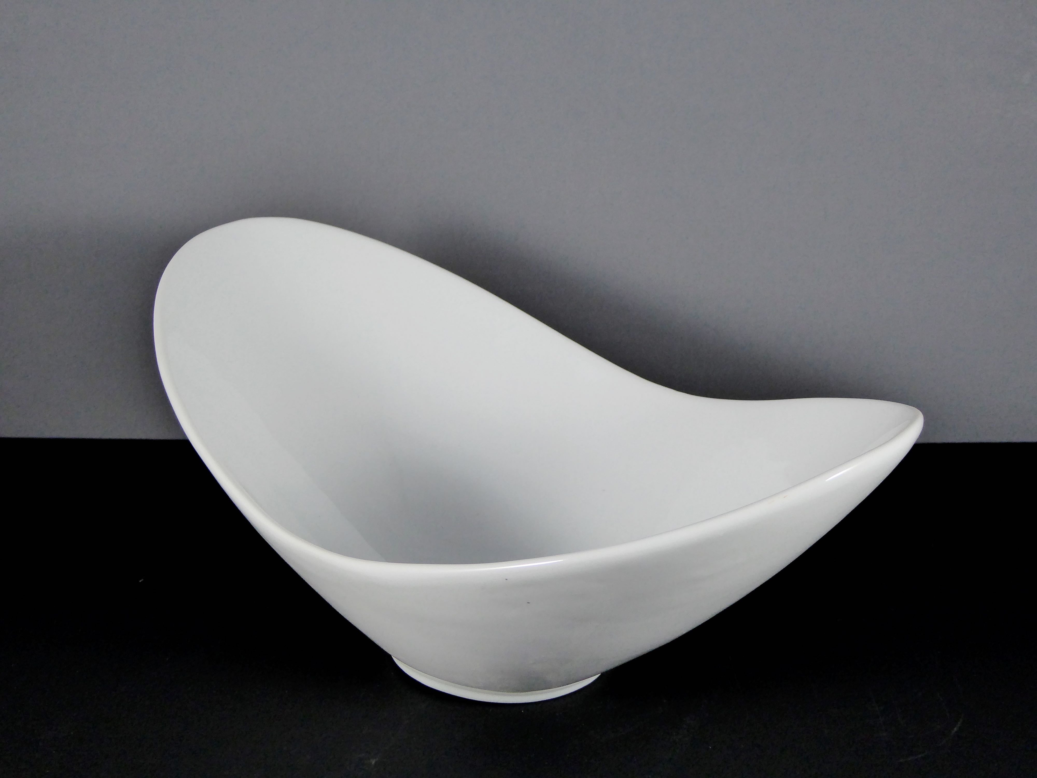 Default Title #14233 BOWL 10.5" X 6.5" OVAL CURVED RIM (24 OZ.) - High - Quality Ceramic Decorative/Serving Bowl for Modern Interiors