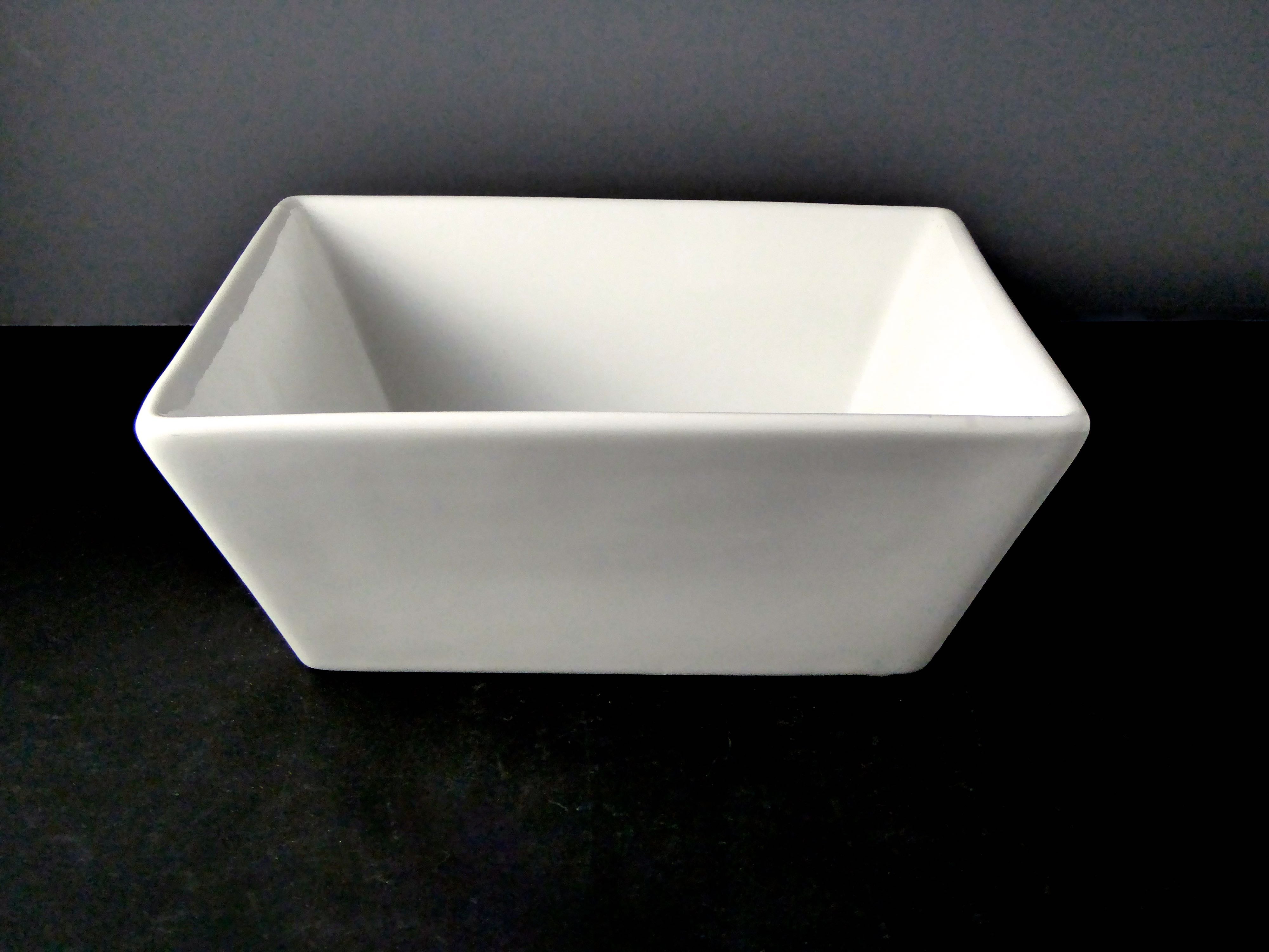 #15129 BOWL 9.5" SQUARE (96 OZ.) - Versatile Ceramic/Porcelain Bowl for Food Service, Decor, and Storage