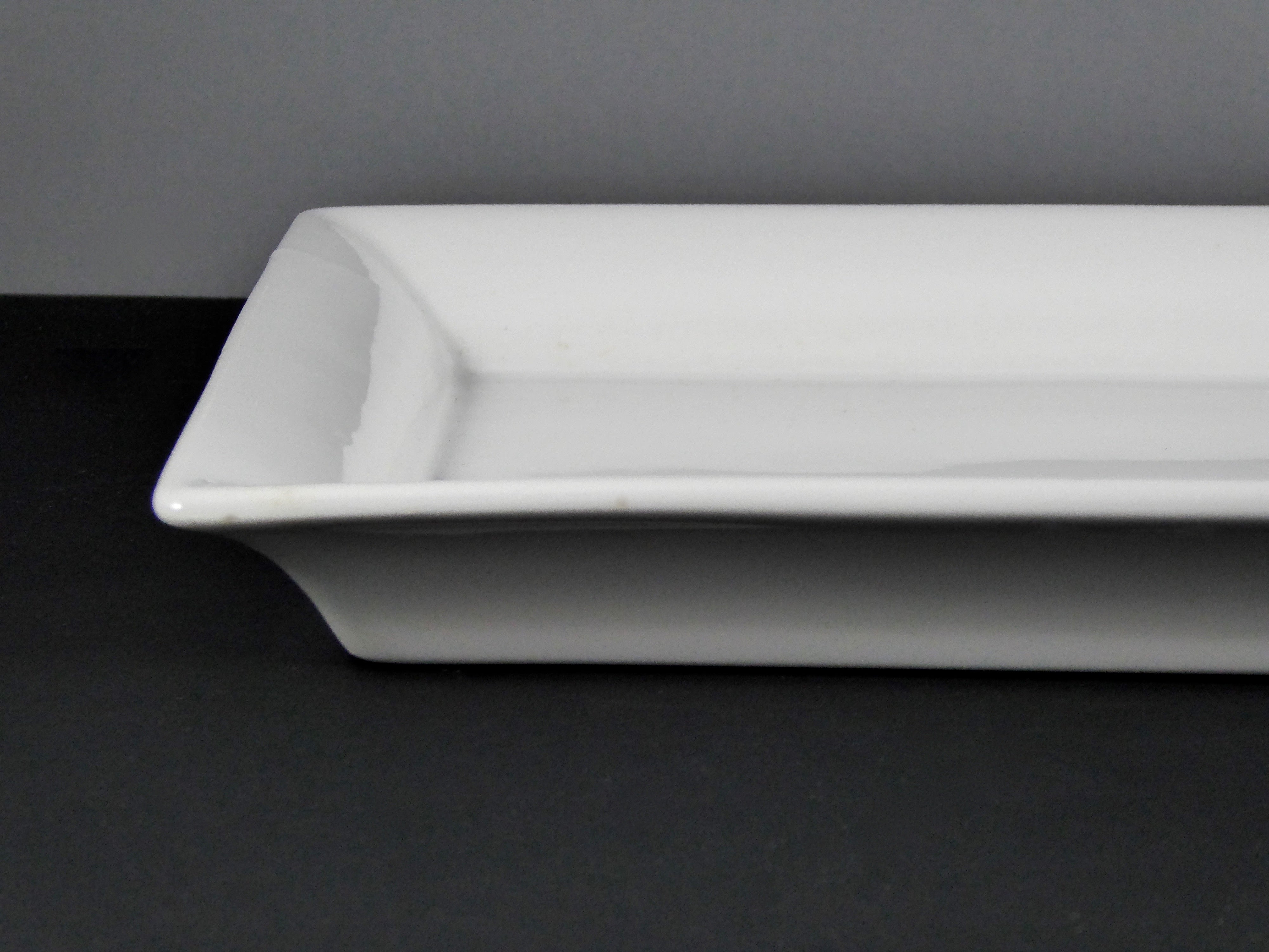 #15253 PLATTER - 23.5" X 7.5" X 1.25" Deep Rectangular Glazed Ceramic Platter for Food Service & Decoration, Sold by the Case