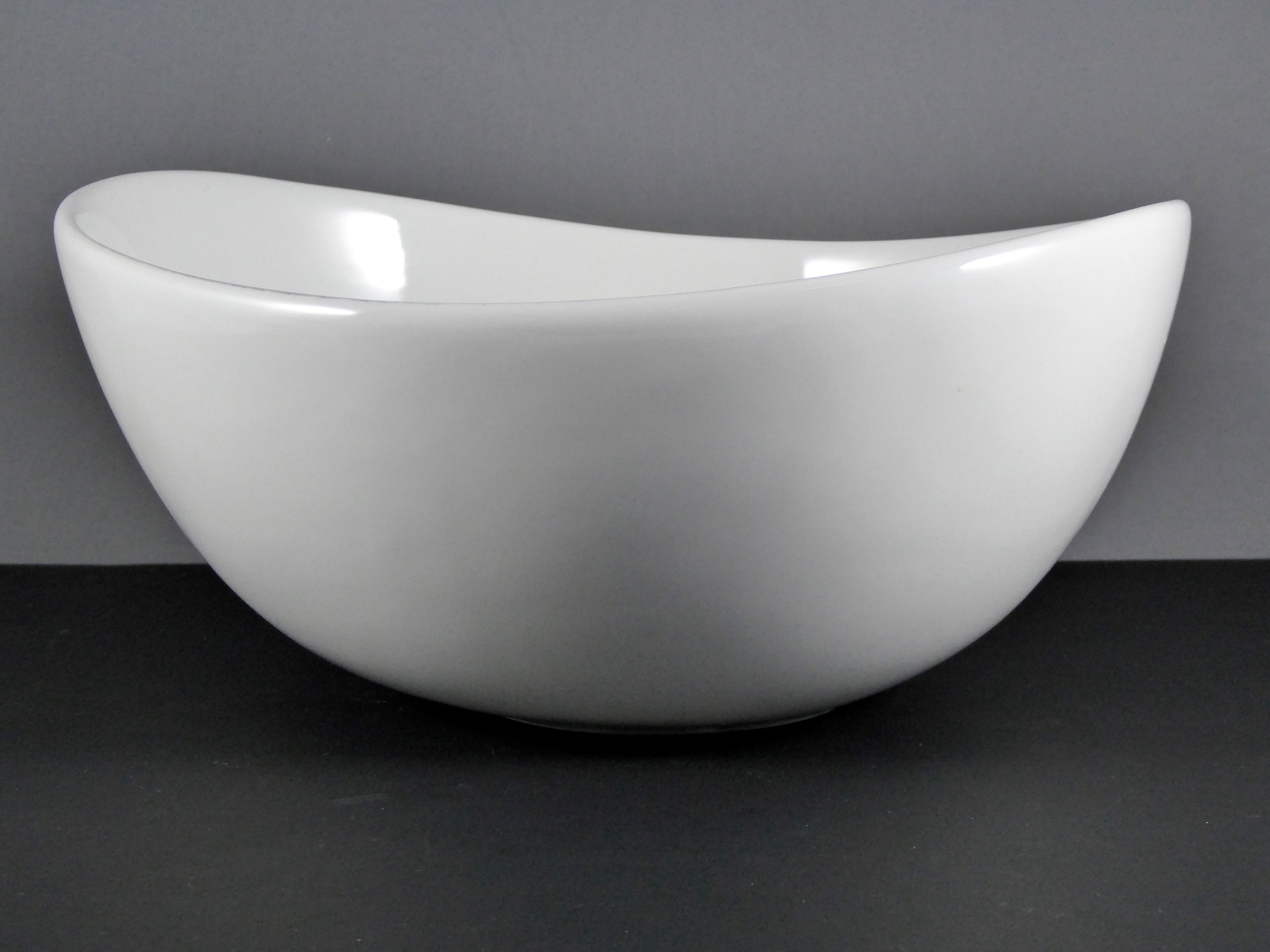 #15297 BOWL 10" X 9" OVAL (96 OZ.), White Ceramic/Porcelain Bowl for Serving & Decor, 12 per Case