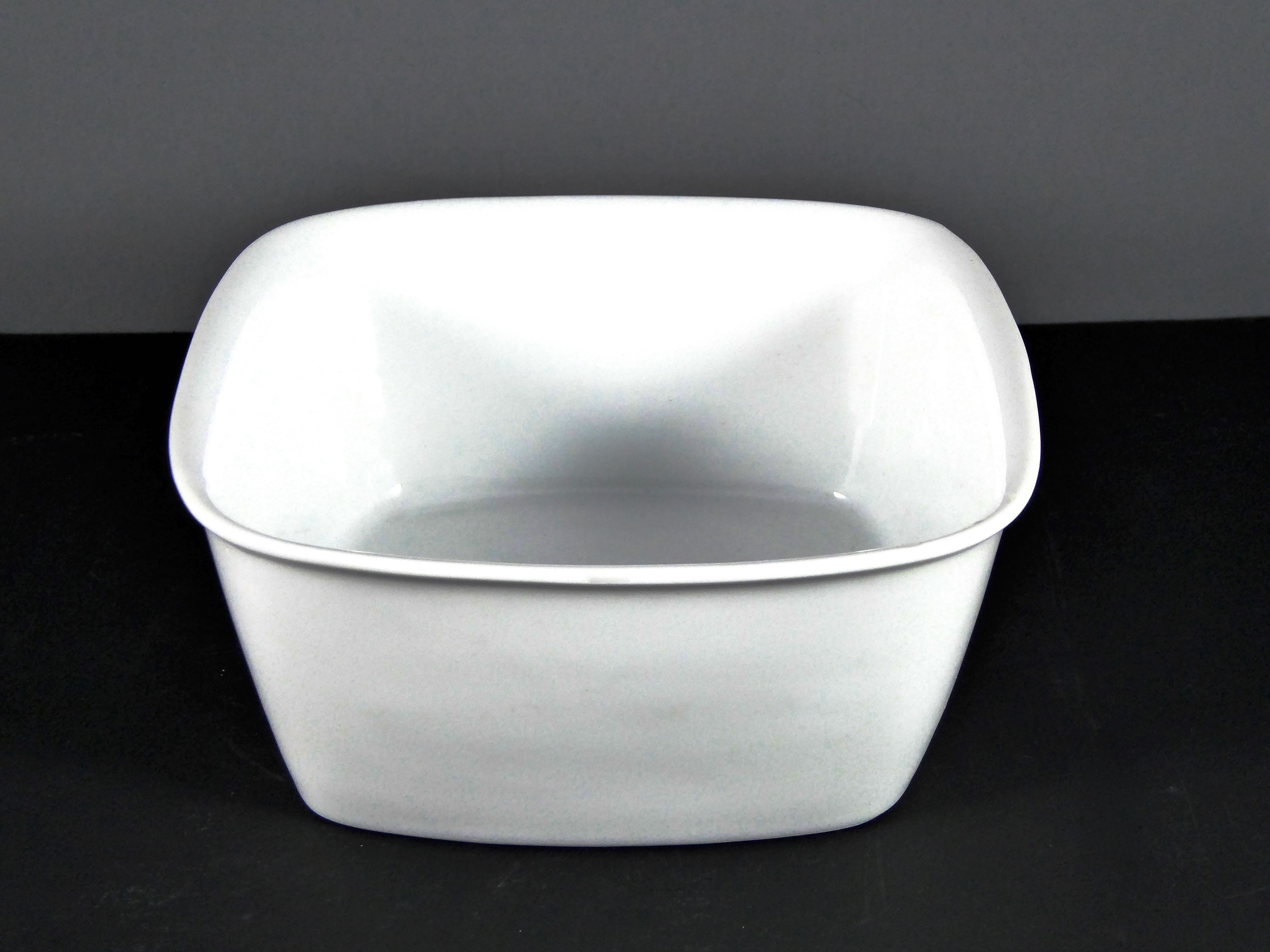 #7520 BOWL 5.75" SQUARE ROUNDED (24 OZ.) - White Ceramic/Porcelain Minimalist Kitchen Dish for Baking and Serving