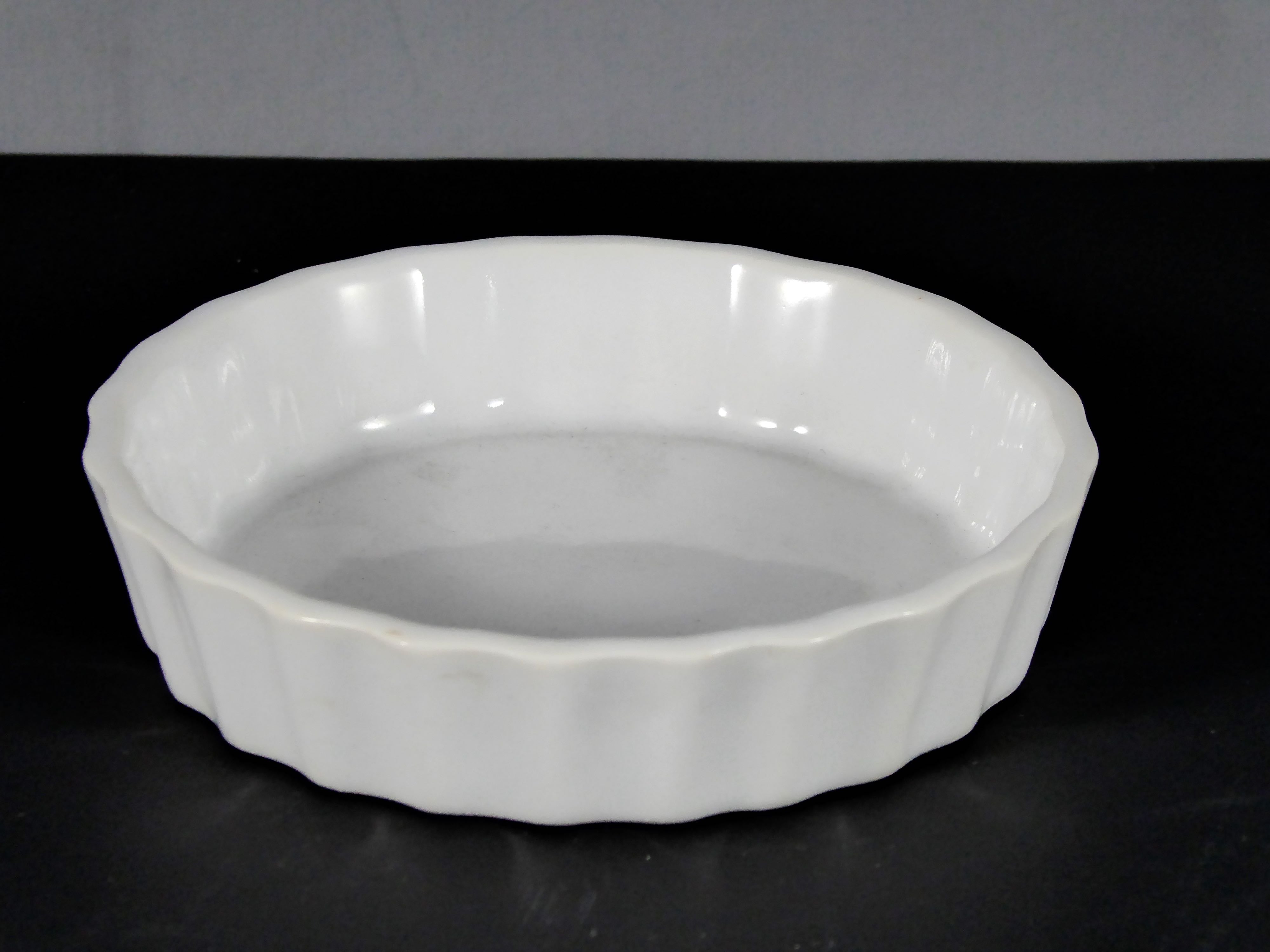 #9008 DISH 4" ROUND CREME BRULEE (4 OZ.) - Ceramic/Porcelain Dish for Baking & Serving, White with Fluted Rim, Sold by Case
